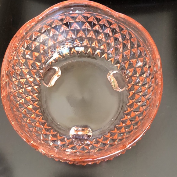 2pc Set Crystal Bowls for snacks, salads! Holds 2 1/2 cups. Like New Condition! - Picture 6 of 8